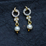 Load image into Gallery viewer, Sparkling Pearl Drop Earrings