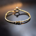 Load image into Gallery viewer, Elegant Essentials Pearl Bracelet