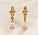 Load image into Gallery viewer, Pearl gold plated earrings