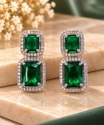 Load image into Gallery viewer, Emerald Green Crystal Rectangle Earrings