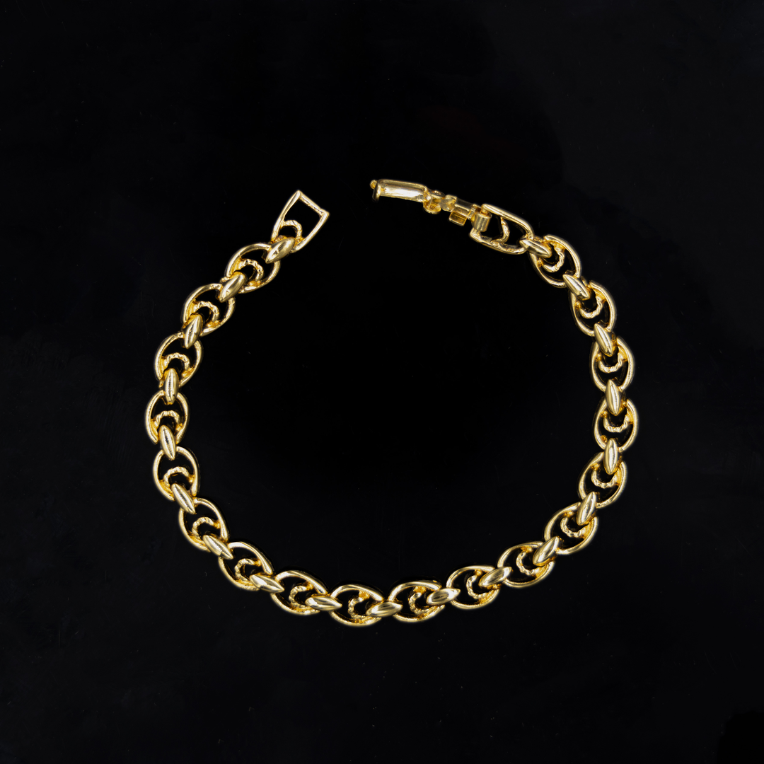 Classic Essentials Link Bracelet